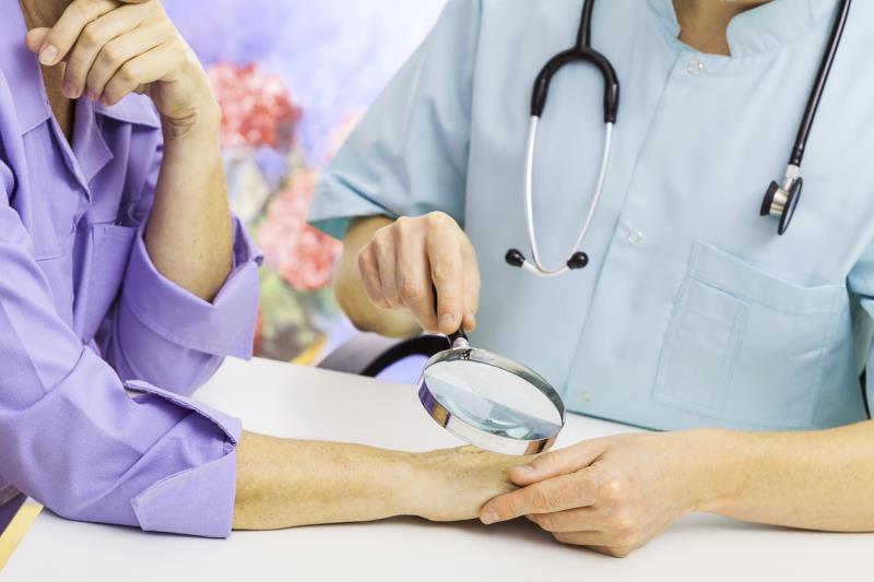 На приеме дерматолога На приеме дерматолога