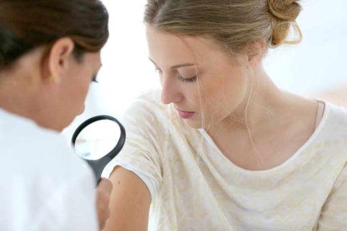 Осмотр дерматолога Осмотр дерматолога