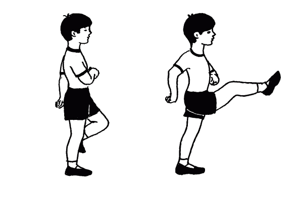 Поднимание ног стоя Поднимание ног стоя