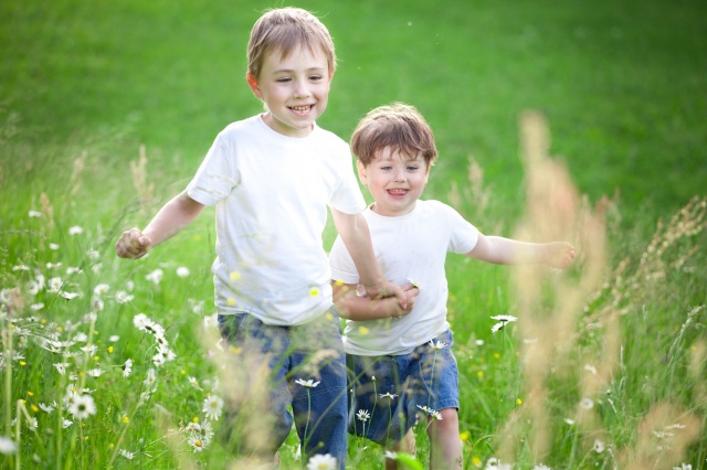 Обязательные прогулки на свежем воздухе при закаливании Обязательные прогулки на свежем воздухе при закаливании