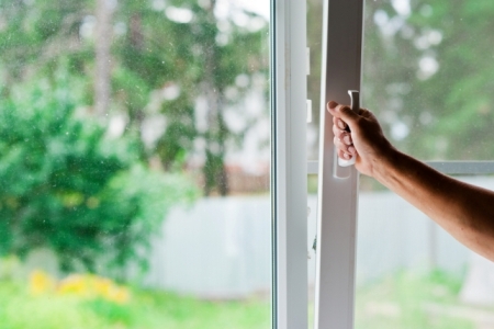 Проветривании комнаты при закаливании Проветривании комнаты при закаливании