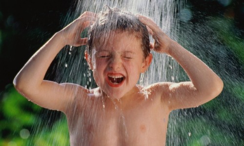 Обливания для закаливания организма Обливания для закаливания организма